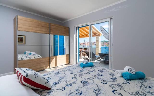 Luxury Apartment Marina View No 2