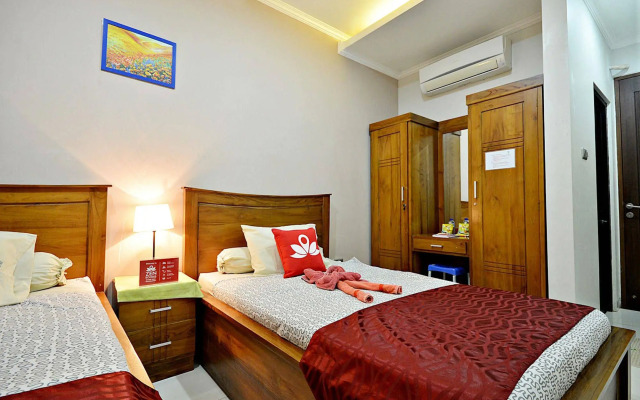ZEN Rooms Tebet Gudang Peluru