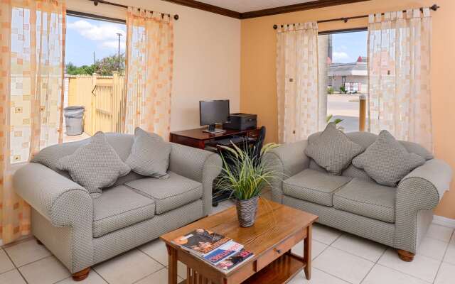 Americas Best Value Inn & Suites Waller Prairie View