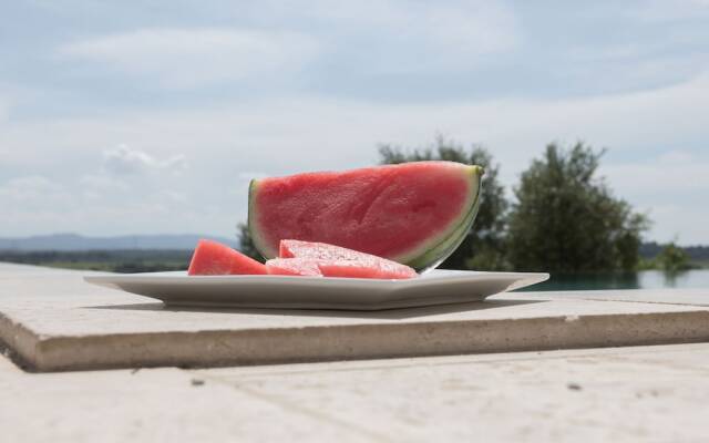 Modern Villa in Azille with Private Pool and Jacuzzi