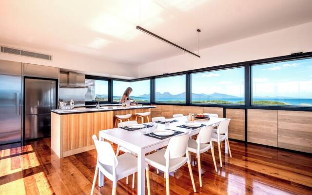 Elements - Freycinet Holiday Houses