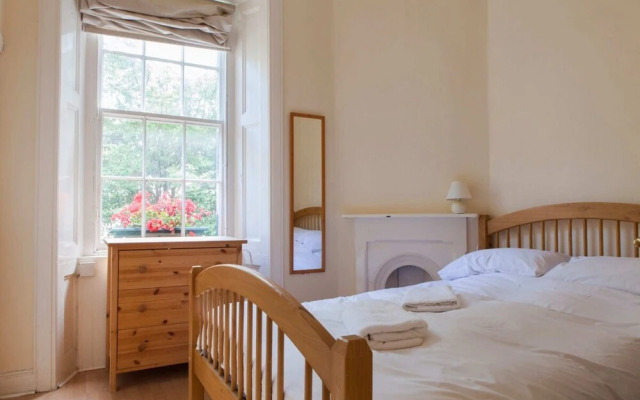 1 Bedroom Flat On St Stephen Street