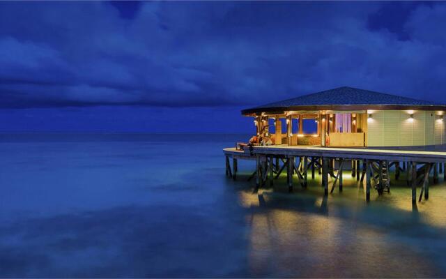 Centara Ras Fushi Resort & Spa Maldives