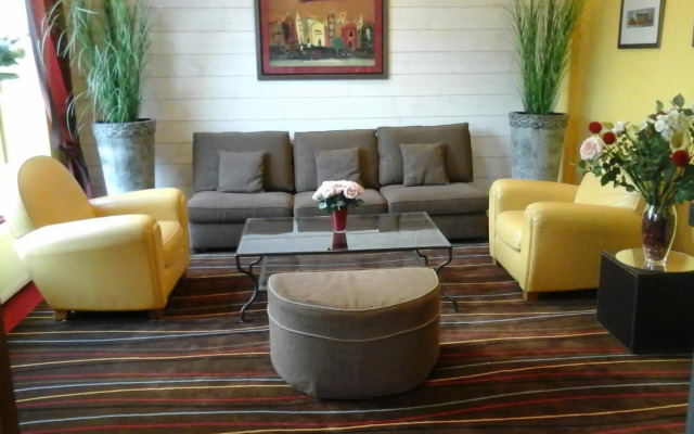 Hotel Carmin