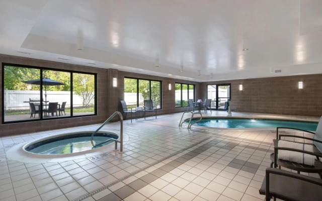 Fairfield Inn & Suites by Marriott Rochester West/Greece
