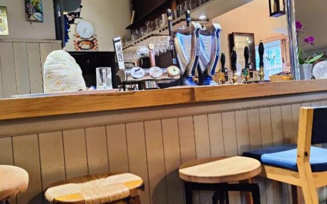 The Lampet Arms