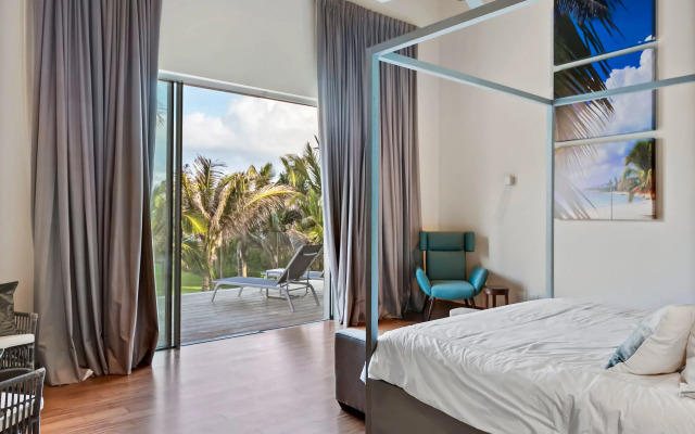 Exquisite Villa w Stunning Ocean Views Gym Golf
