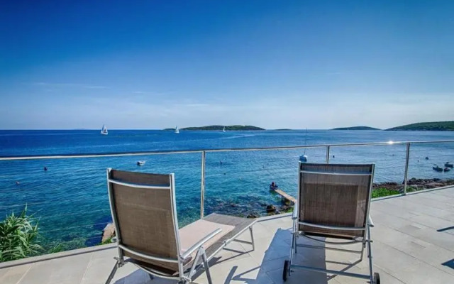 Seaview Suite Lissa