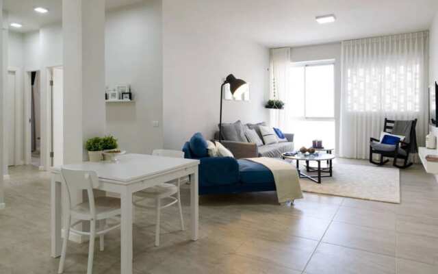 Rabin Square Amazing 3Br 140 Sqm Apt