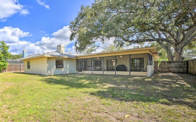 3 Mi to Philippe Park & Pier: Stunning Retreat