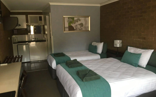 Camellia Motel