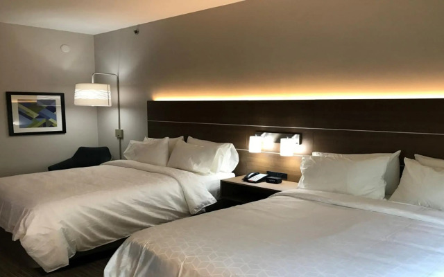 Holiday Inn Express And Suites Arlington North - Stadium Area by IHG