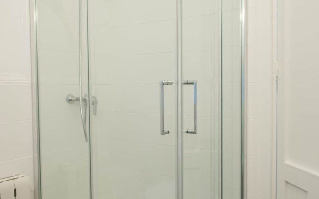 La Paz Market Madrid Salamanca Quarter