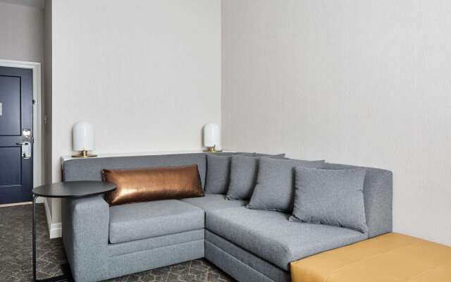 The Sire Hotel Lexington, Tapestry Collection by Hilton