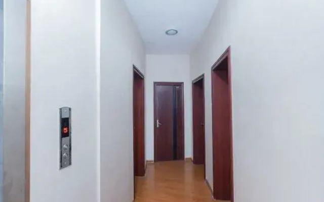 Donglai Business Hotel