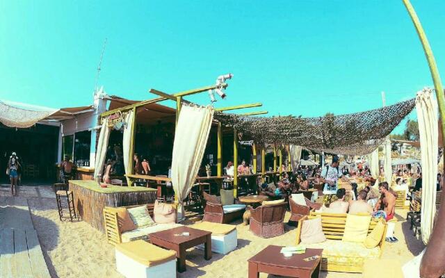 Paradise Beach Resort