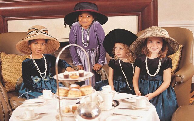 Hamilton Princess - Fairmont Gold Experience