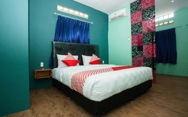 Sentosa Jaya Guest House by OYO Rooms