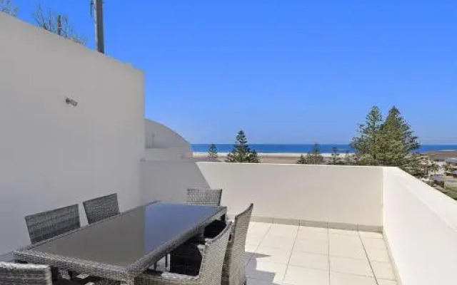 Coast Luxury Apartment 21