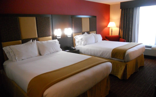 Holiday Inn Express & Suites Greensburg by IHG