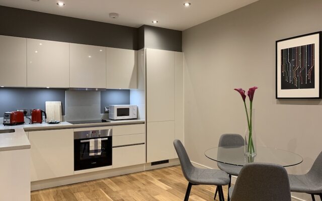 Emerald House Apartments East Croydon