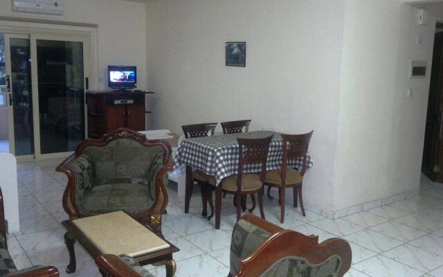 Chrysanthos Boutique Apartments