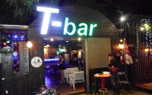 Anchan 2 Apartments and Rooms