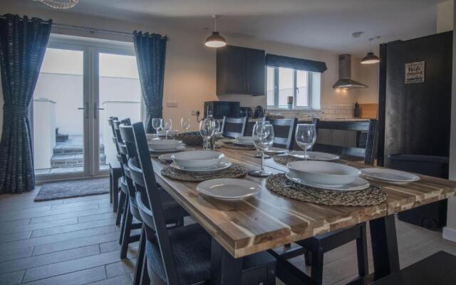 South Carvan View - 4 Bedroom Holiday Home - Tavernspite