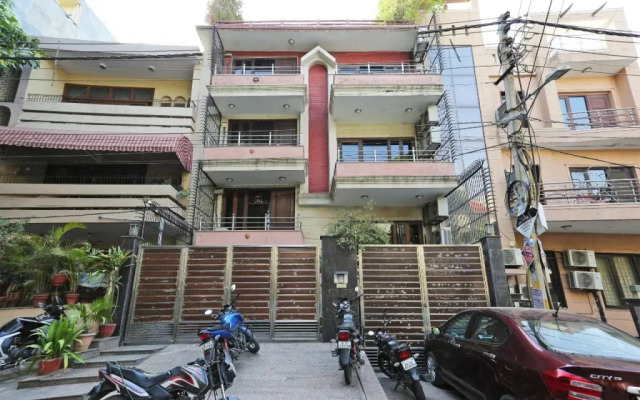 OYO 14789 Kempinski Wide