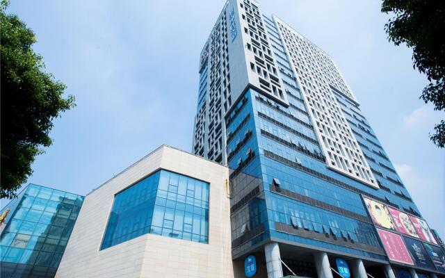 Hanting Hotel Changzhong Changhong Road Metro Station