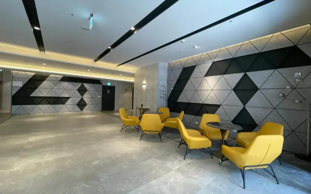 Fullon Poshtel Kaohsiung