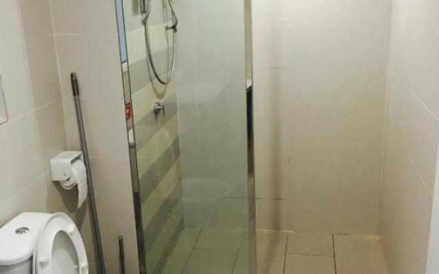 Menara U Shah Alam Guest House