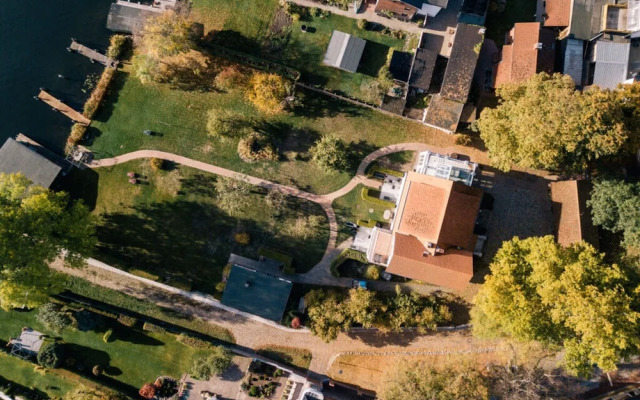 4 Villa Blanck Comfortable Holiday Residence