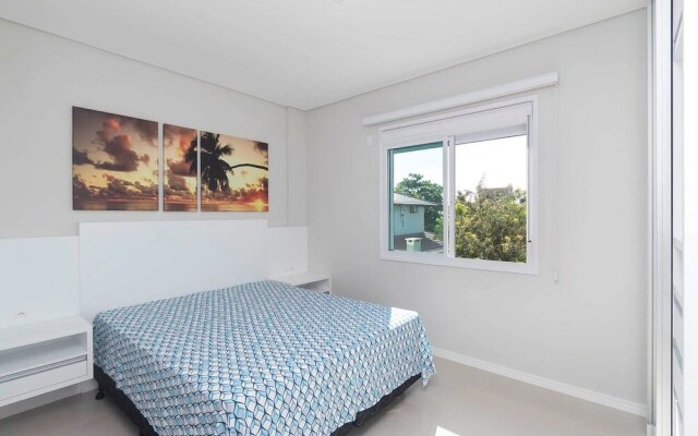 Mexicana - Apto Praia de Mariscal