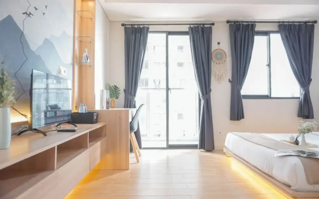 Cozy And Spacious Studio At Daan Mogot City Apartment