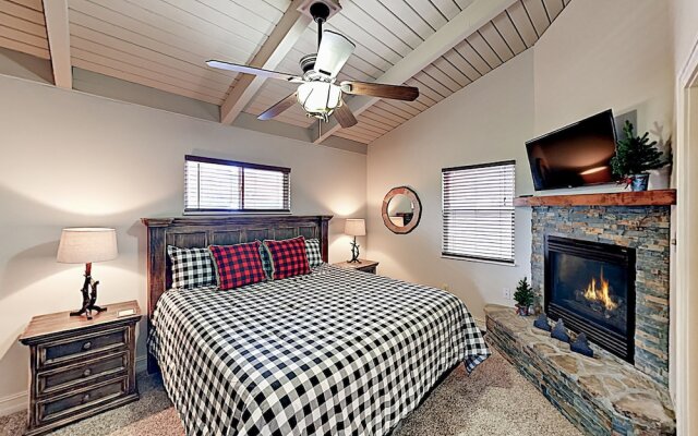 1455 Gatlinburg 3 Br Cabin