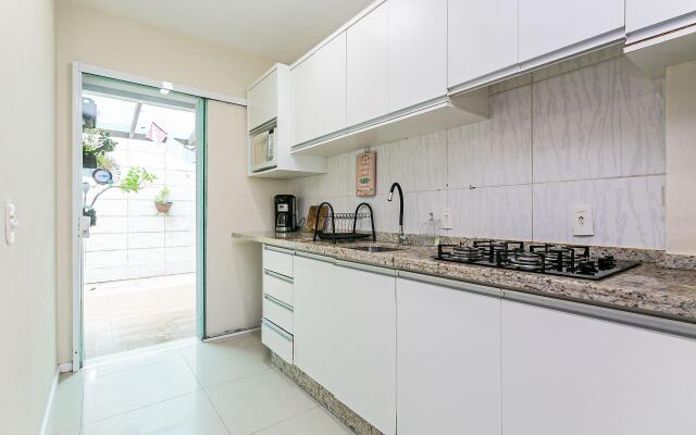 Apto aconchegante a 2min do mar MDI001