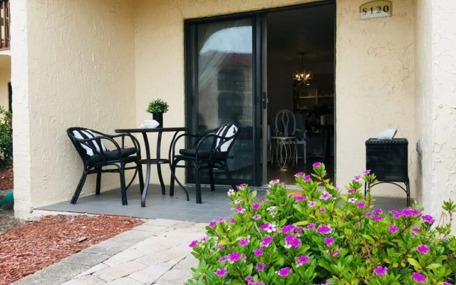 Unit 5120 - Ocean Racquet Club