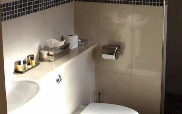 Clover Spa and Hotel