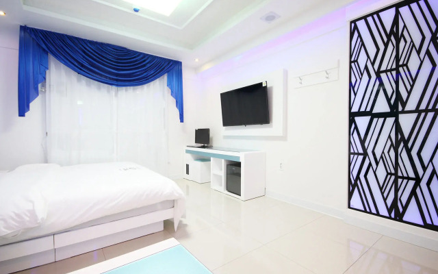 Dom Hotel