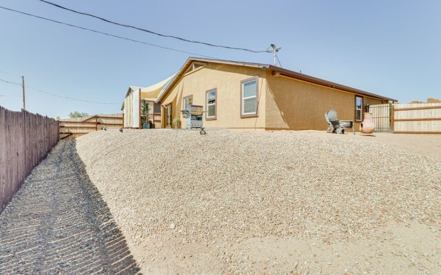 Gold Canyon Vacation w/ Private Patio & Fire Pit!