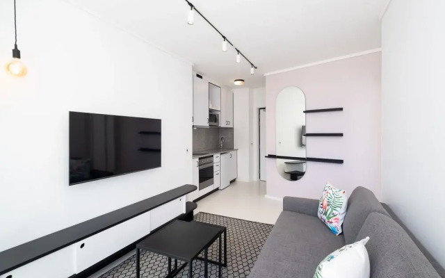 The Flamingo by Perch Stays