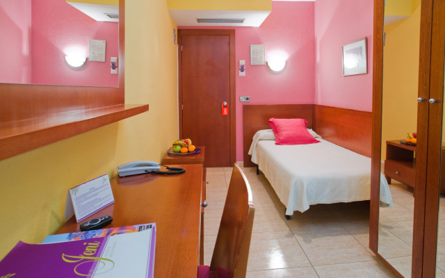 Hotel Jeni & Restaurant