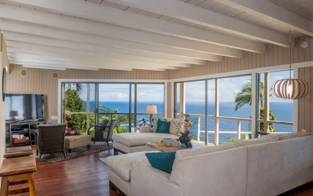 Paradise Bluff 3 Bedroom Home