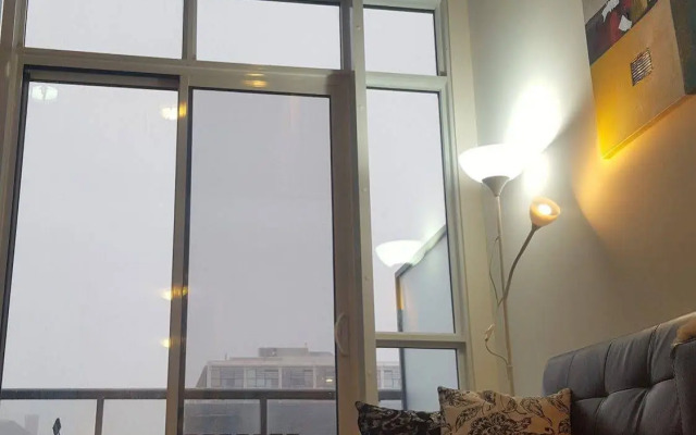 Lavish Suites - Two Story Loft - Downtown Toronto