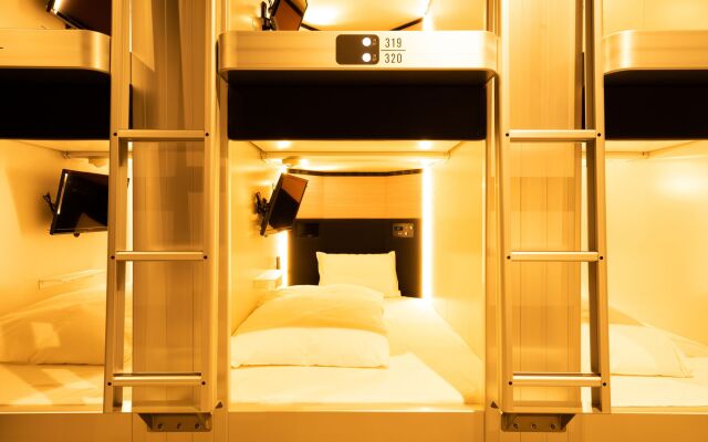 Global Cabin Yokohama Chukagai