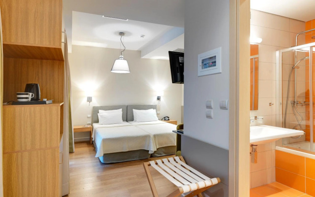 Phidias Piraeus Hotel
