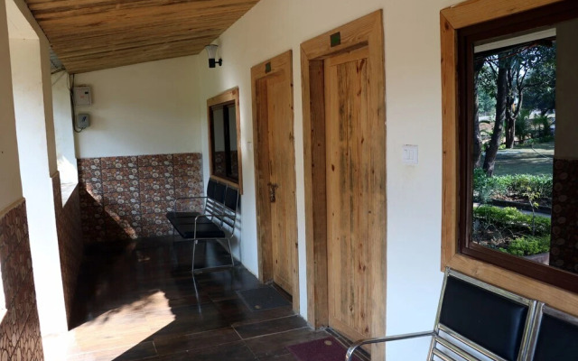 Anroute Stays116- Bade Mahadev Road