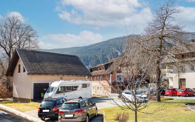 Snug holiday home in Weißbriach with terrace