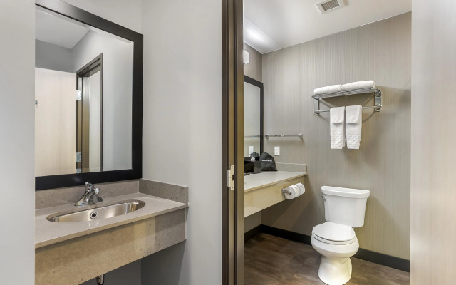 Best Western Plus East Side